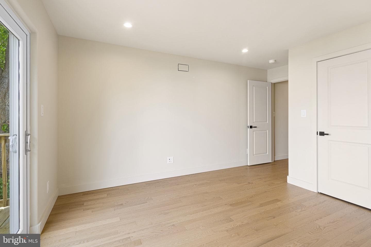 2824 Gaul Street photo 14