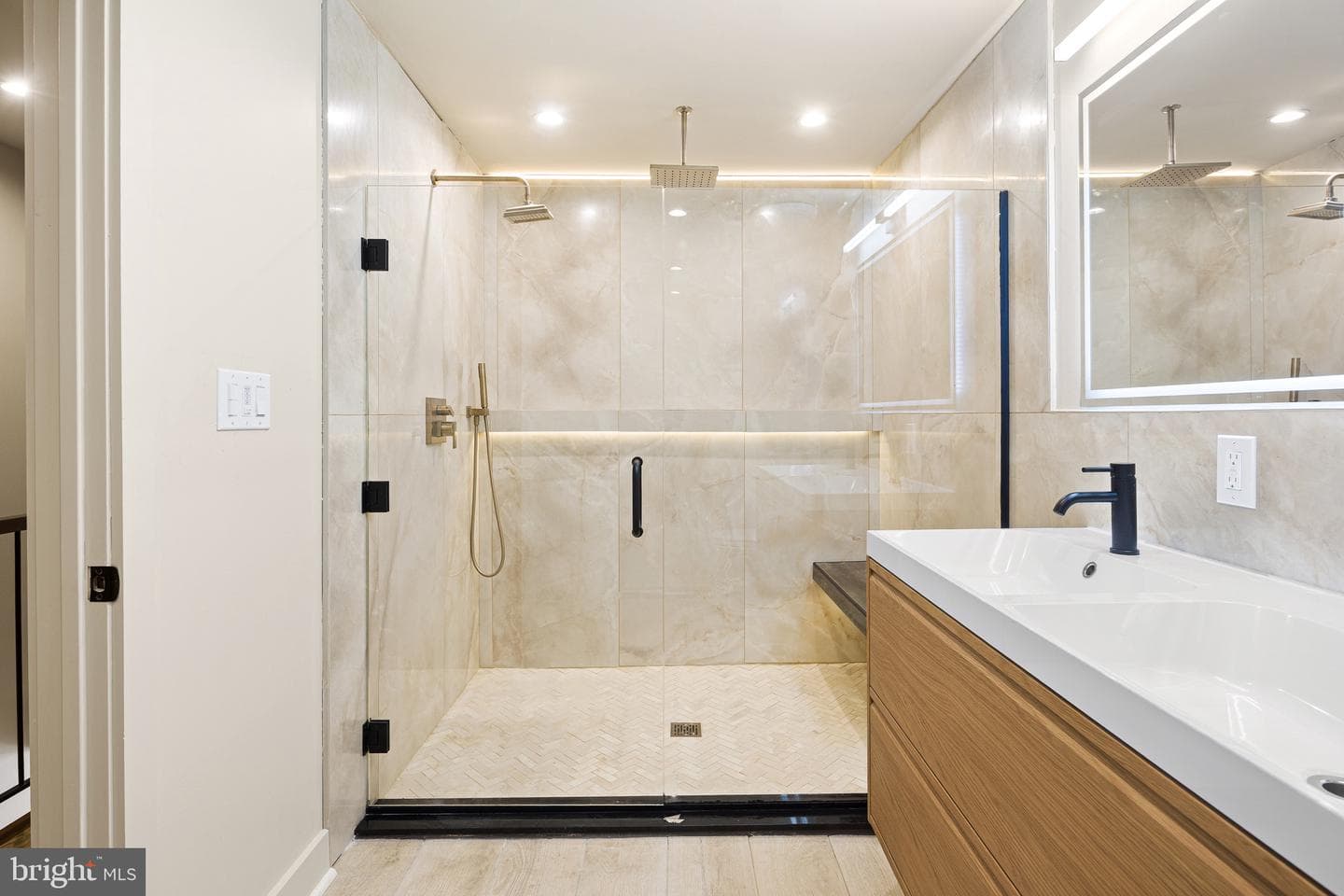 2824 Gaul Street photo 20