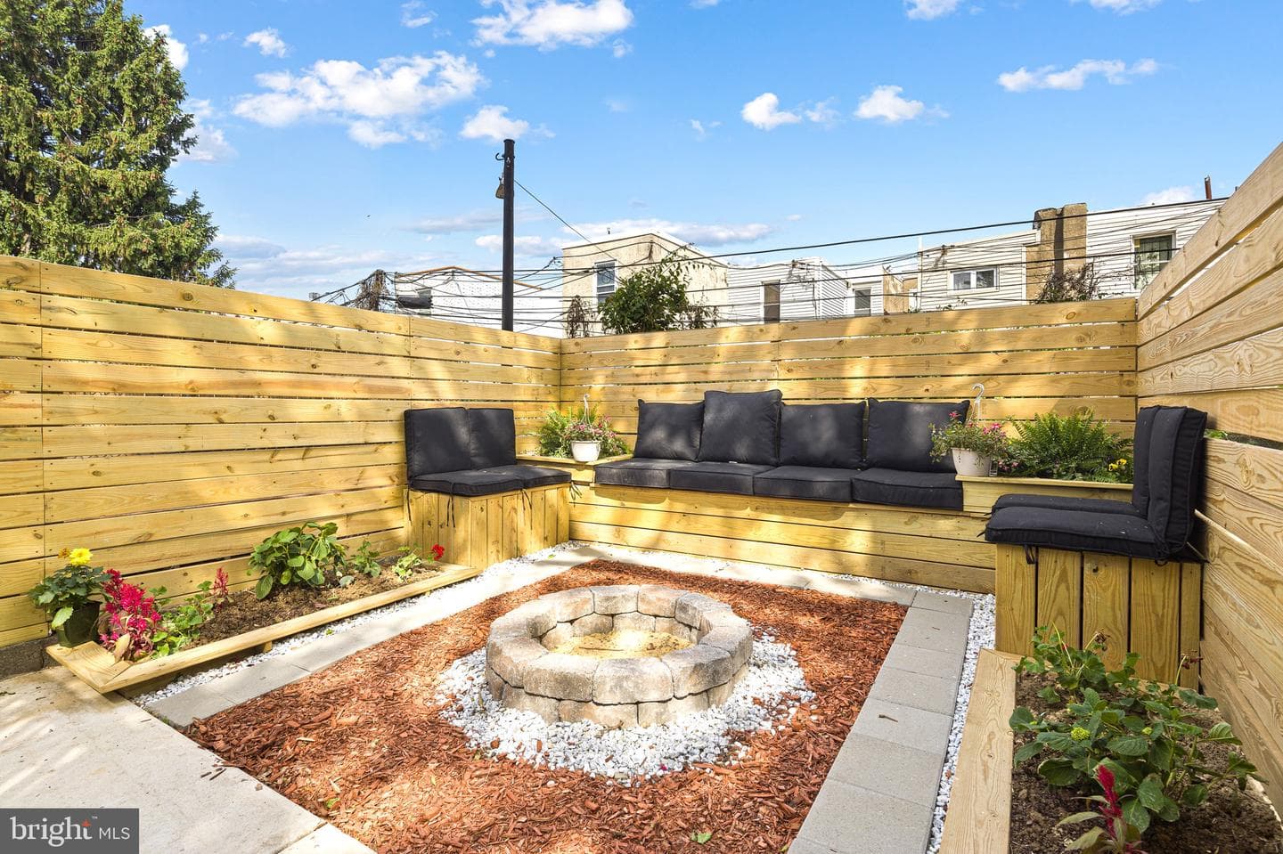 2824 Gaul Street photo 28