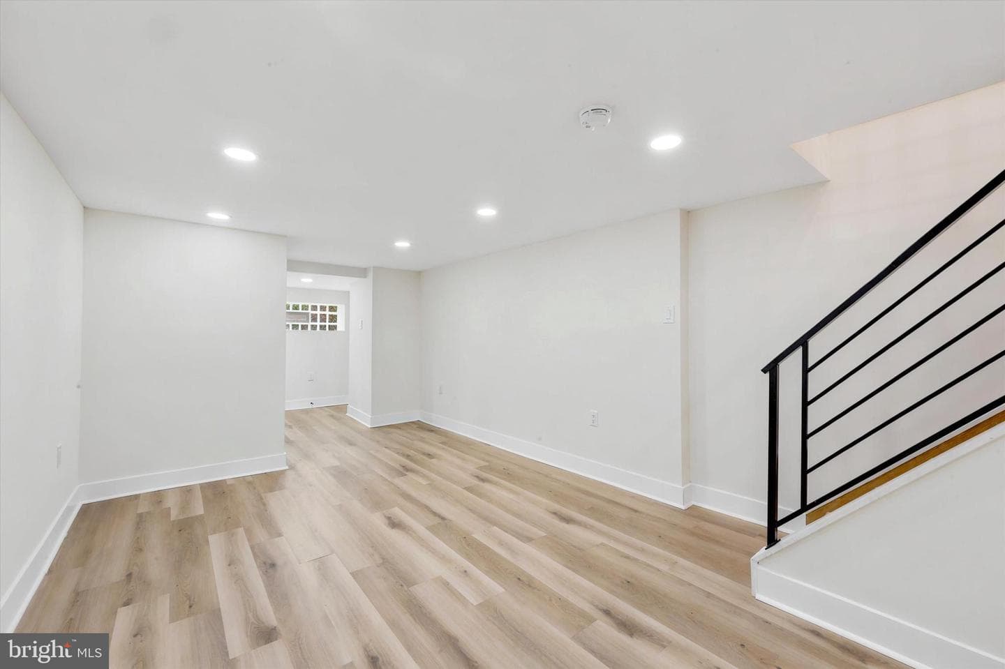 5751 Rodman Street photo 22
