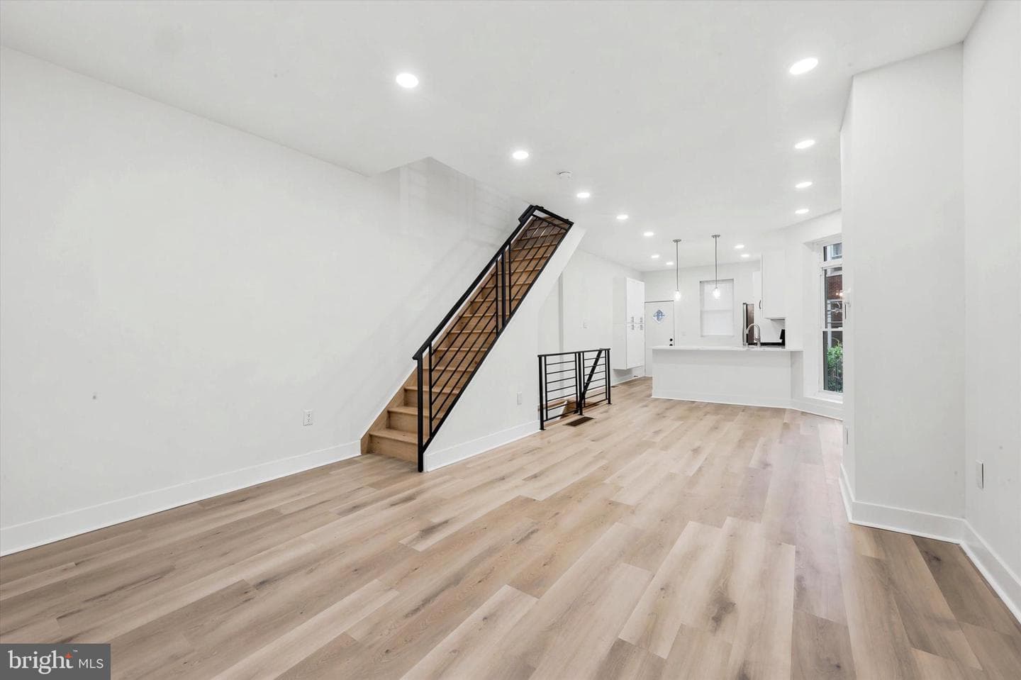 5751 Rodman Street photo 3