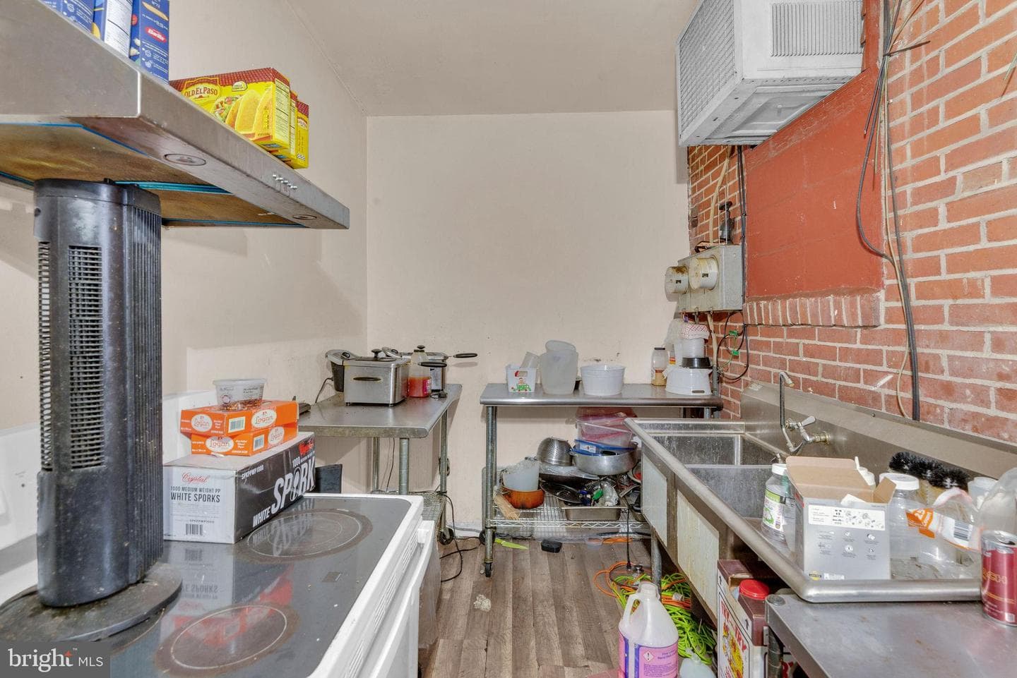 5037 Ditman Street photo 9