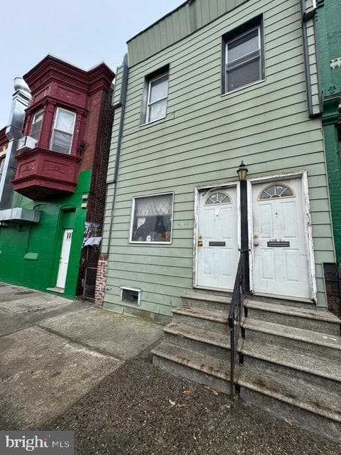 2708 W Lehigh Avenue, Philadelphia