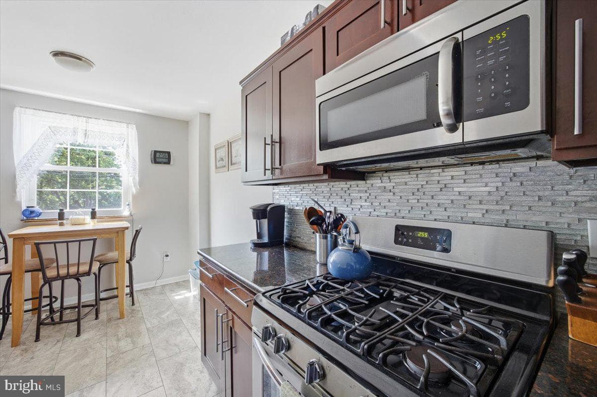 10882 Knights Rd photo 14