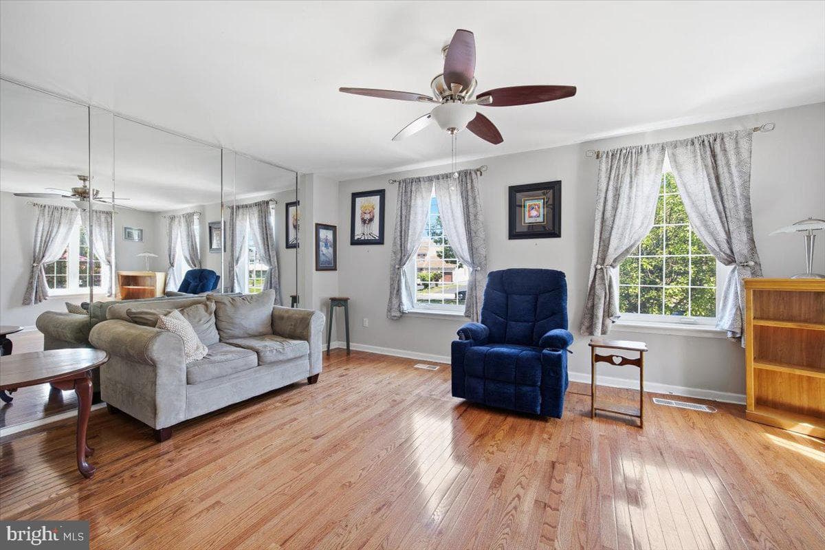 10882 Knights Rd photo 5