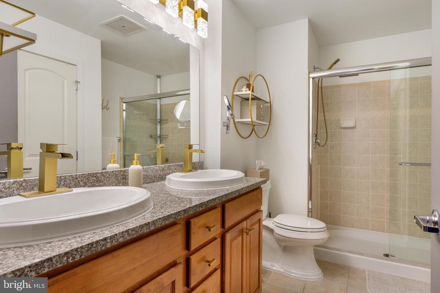 113 N Bread Street #3a6 photo 30