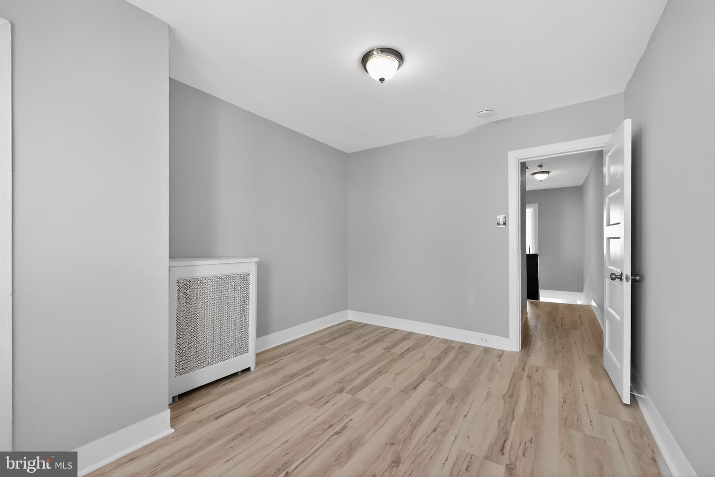 4770 Loring Street photo 12