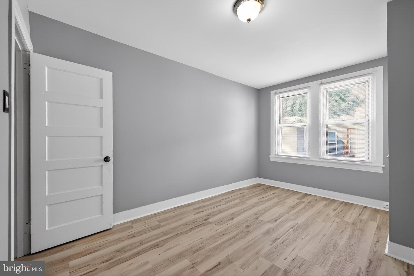 4770 Loring Street photo 14