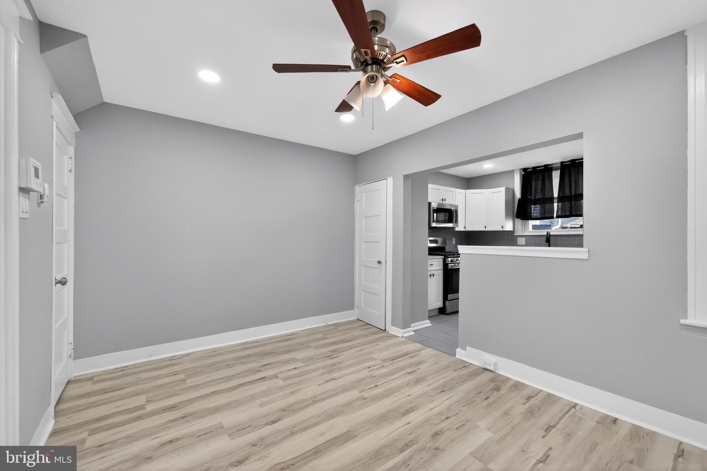 4770 Loring Street photo 6