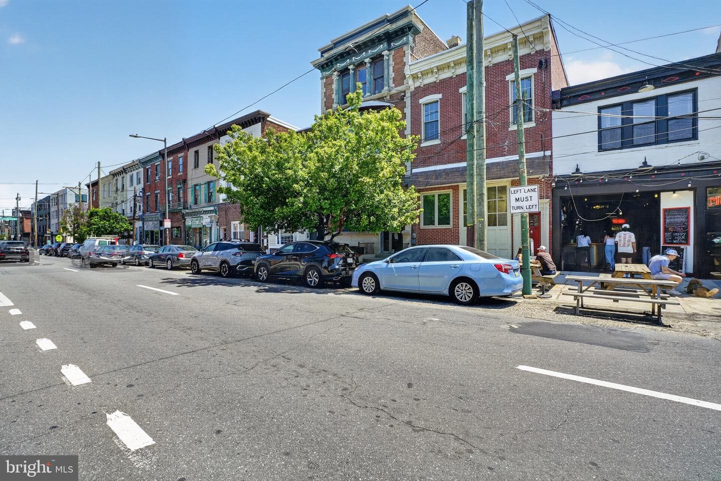 440 E Girard Ave photo 4