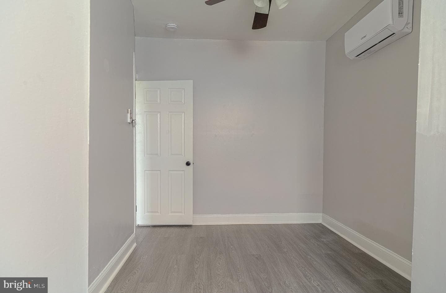 1542 S 57th St photo 27