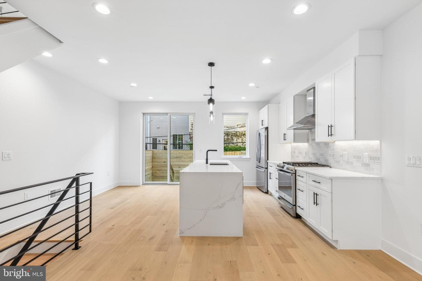 1342 S Bouvier Street photo 10