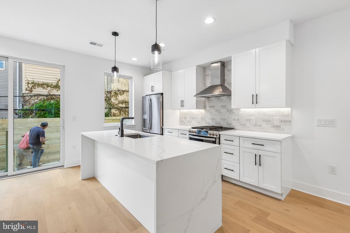 1342 S Bouvier Street photo 11