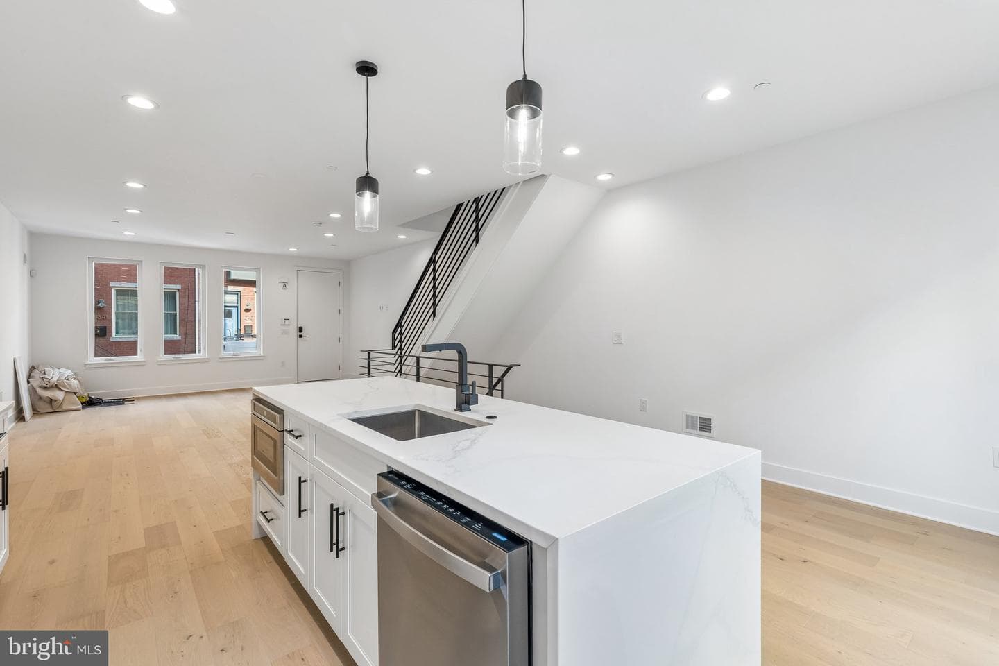 1342 S Bouvier Street photo 5