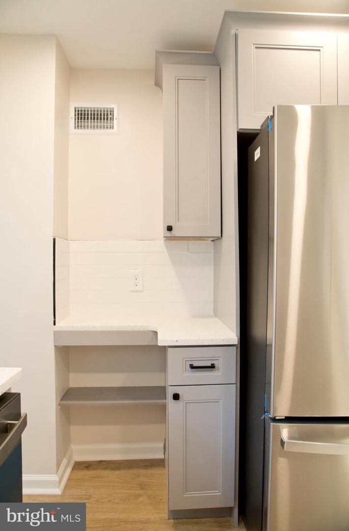 1229 S Warnock Street photo 6