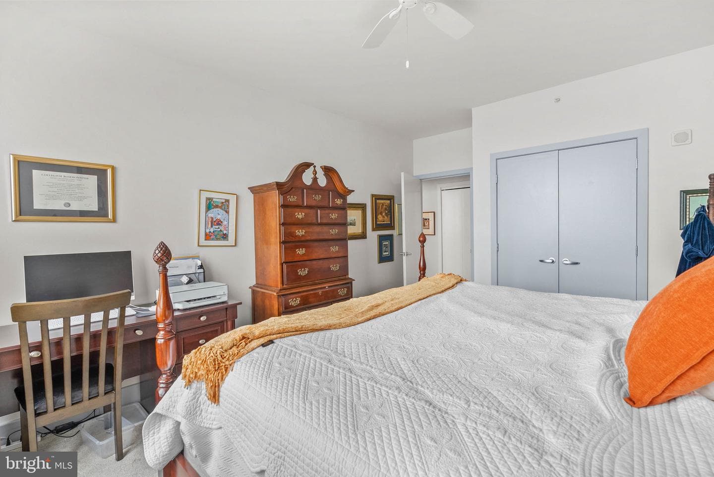 717 S Columbus Boulevard #1416 photo 22