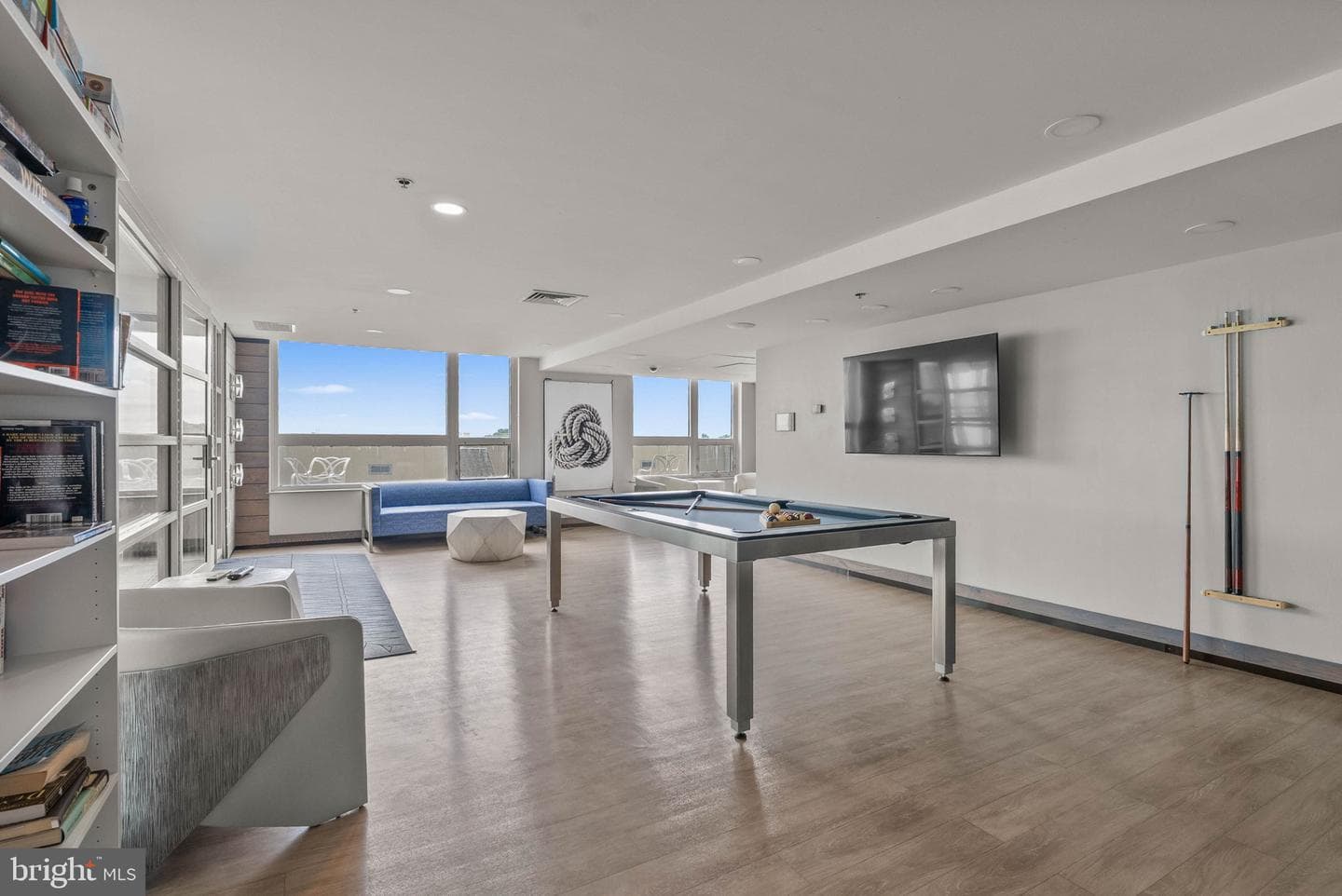 717 S Columbus Boulevard #1416 photo 51