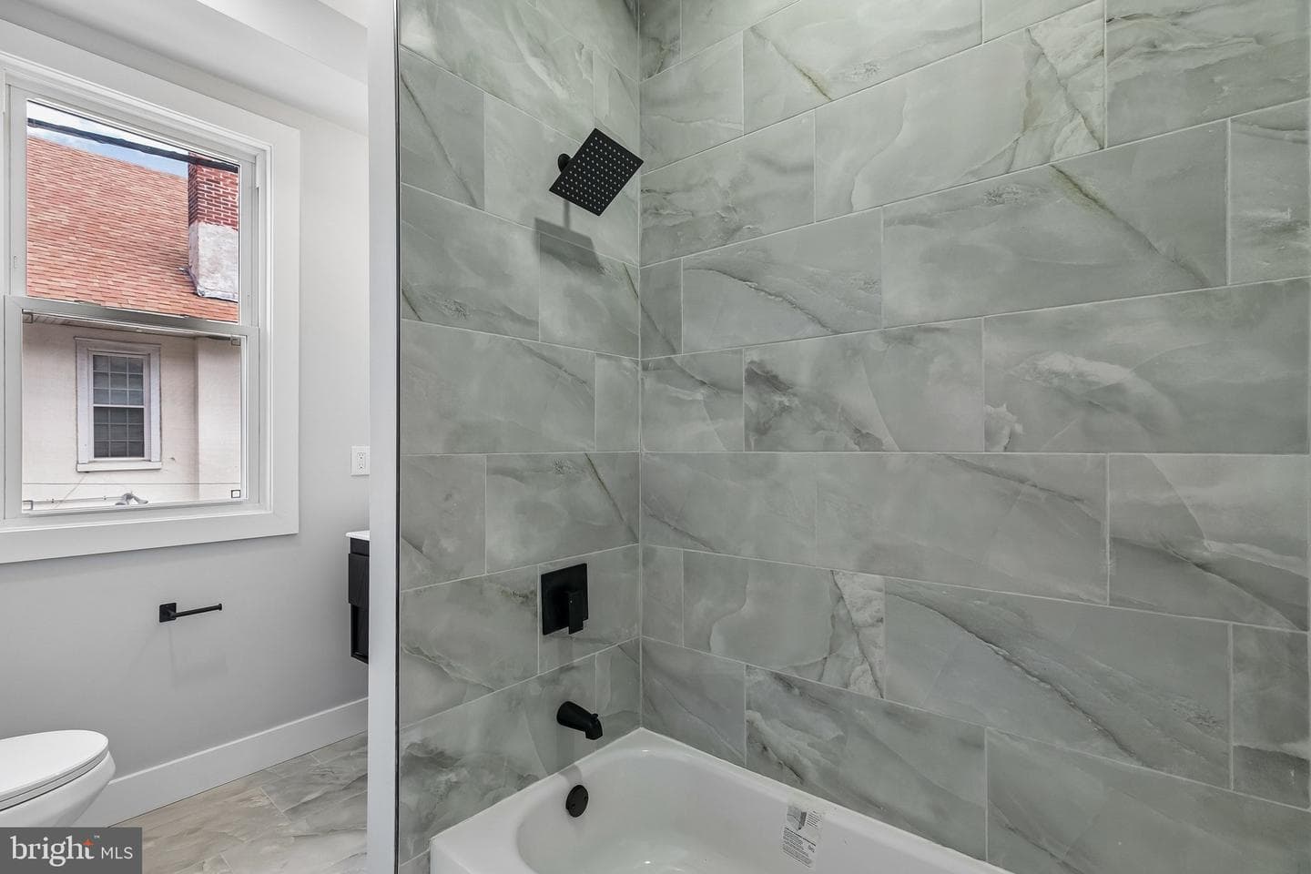 6506 N Park Avenue photo 25
