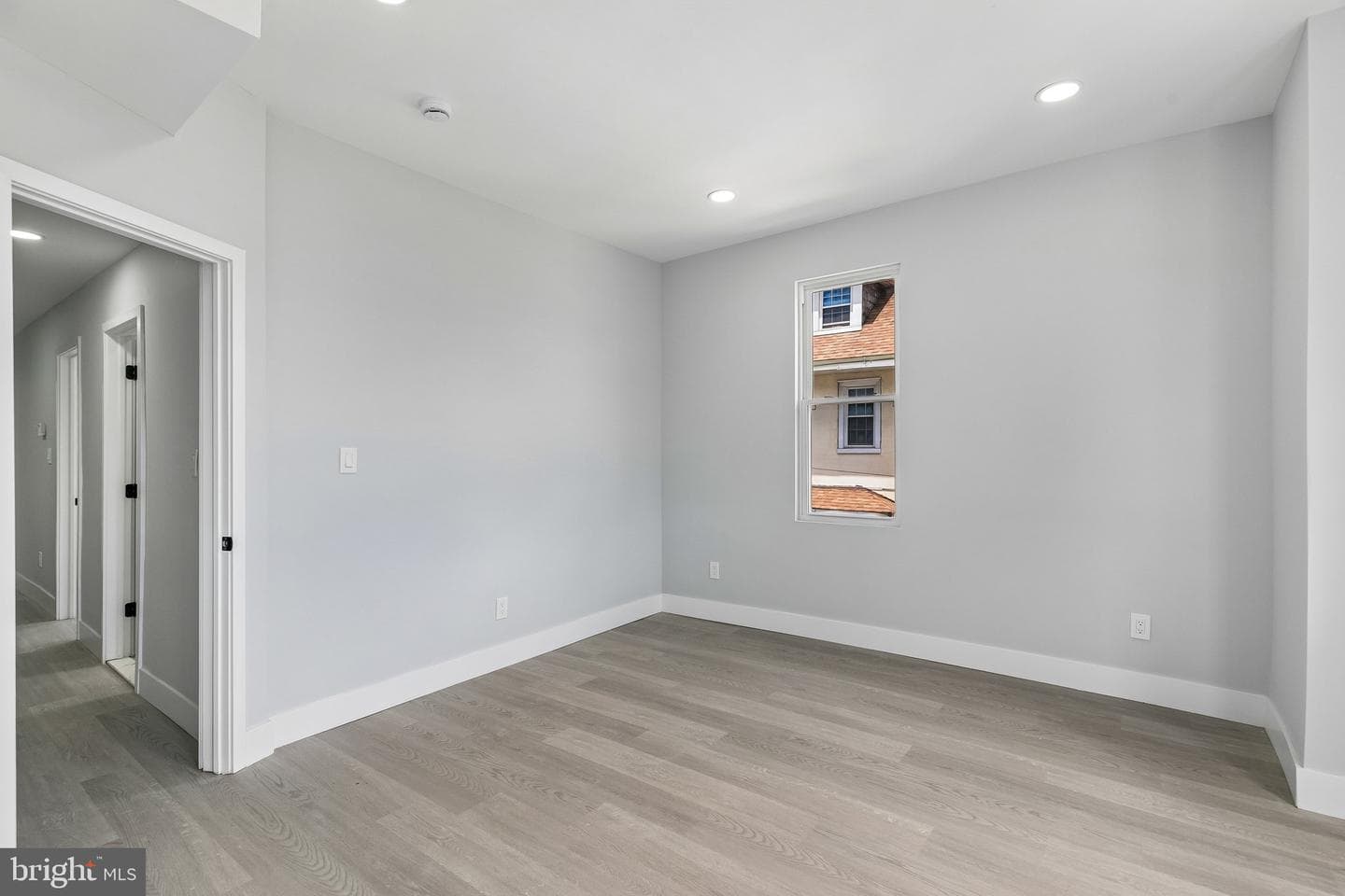 6506 N Park Avenue photo 30