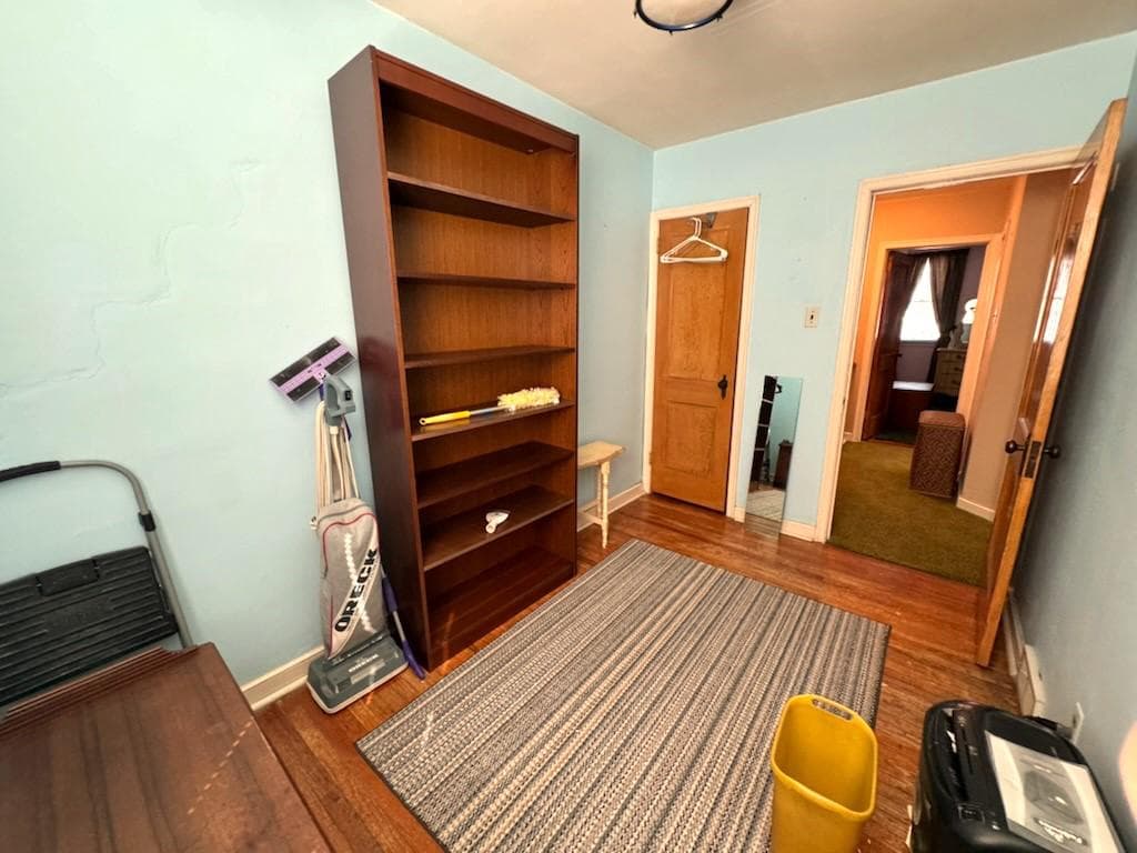 6645 Cottage St photo 17