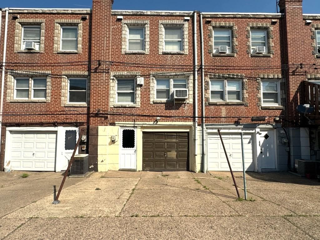 6645 Cottage St photo 26