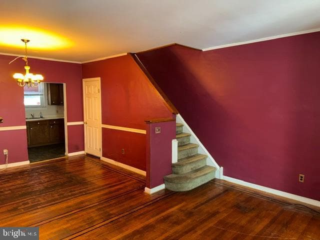 2834 S Franklin Street photo 4