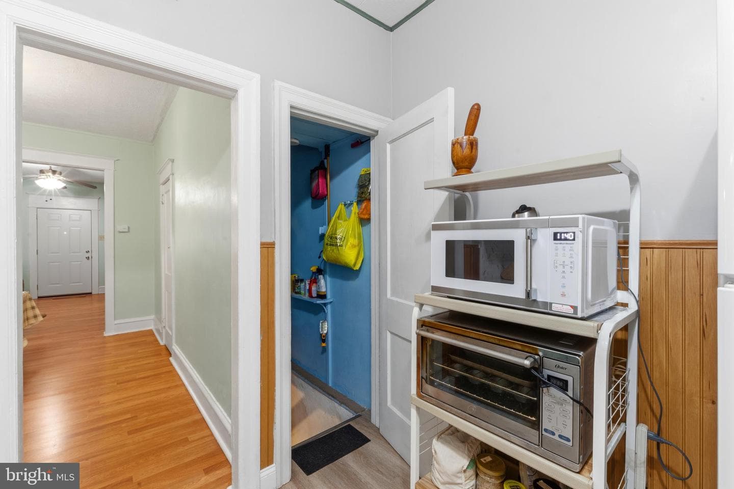 213 W Duncannon Avenue photo 12