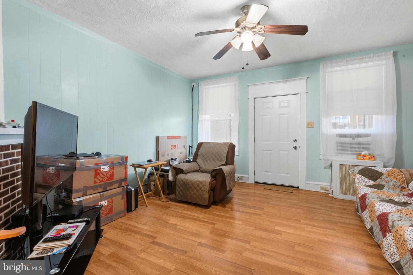 213 W Duncannon Avenue photo 5