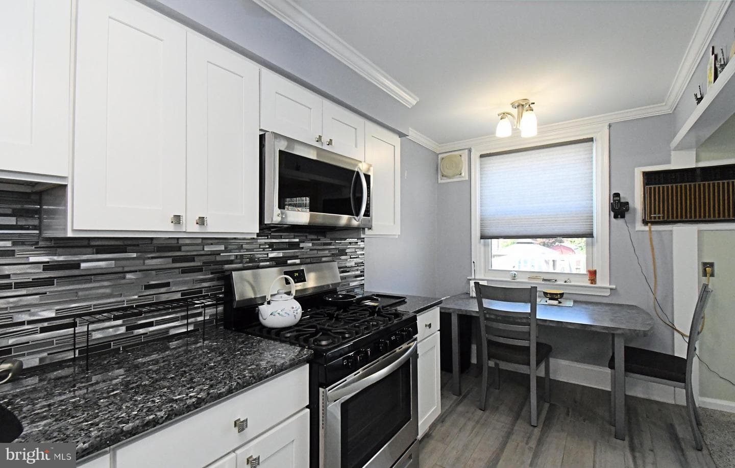 3349 Holme Avenue photo 13
