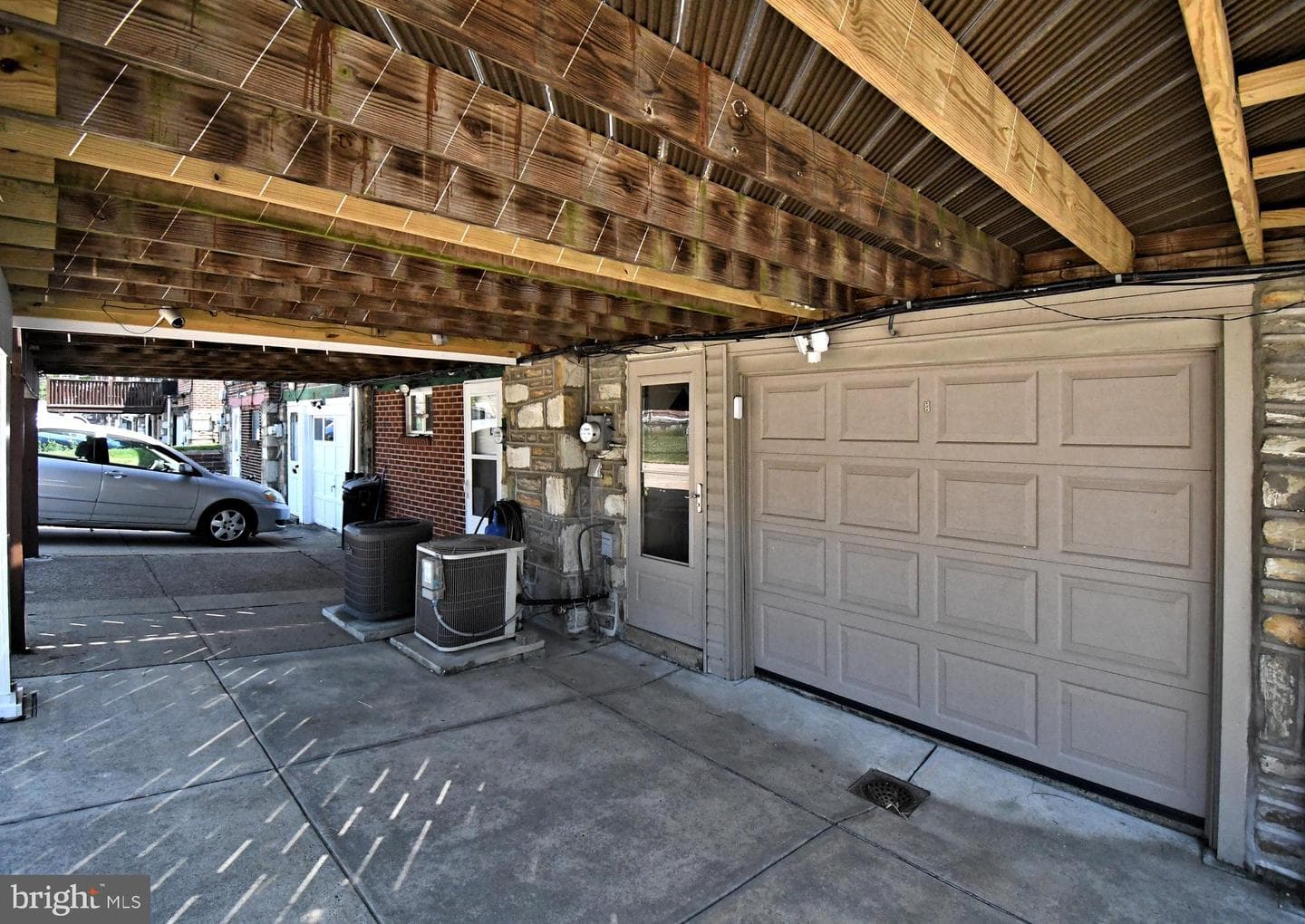3349 Holme Avenue photo 28