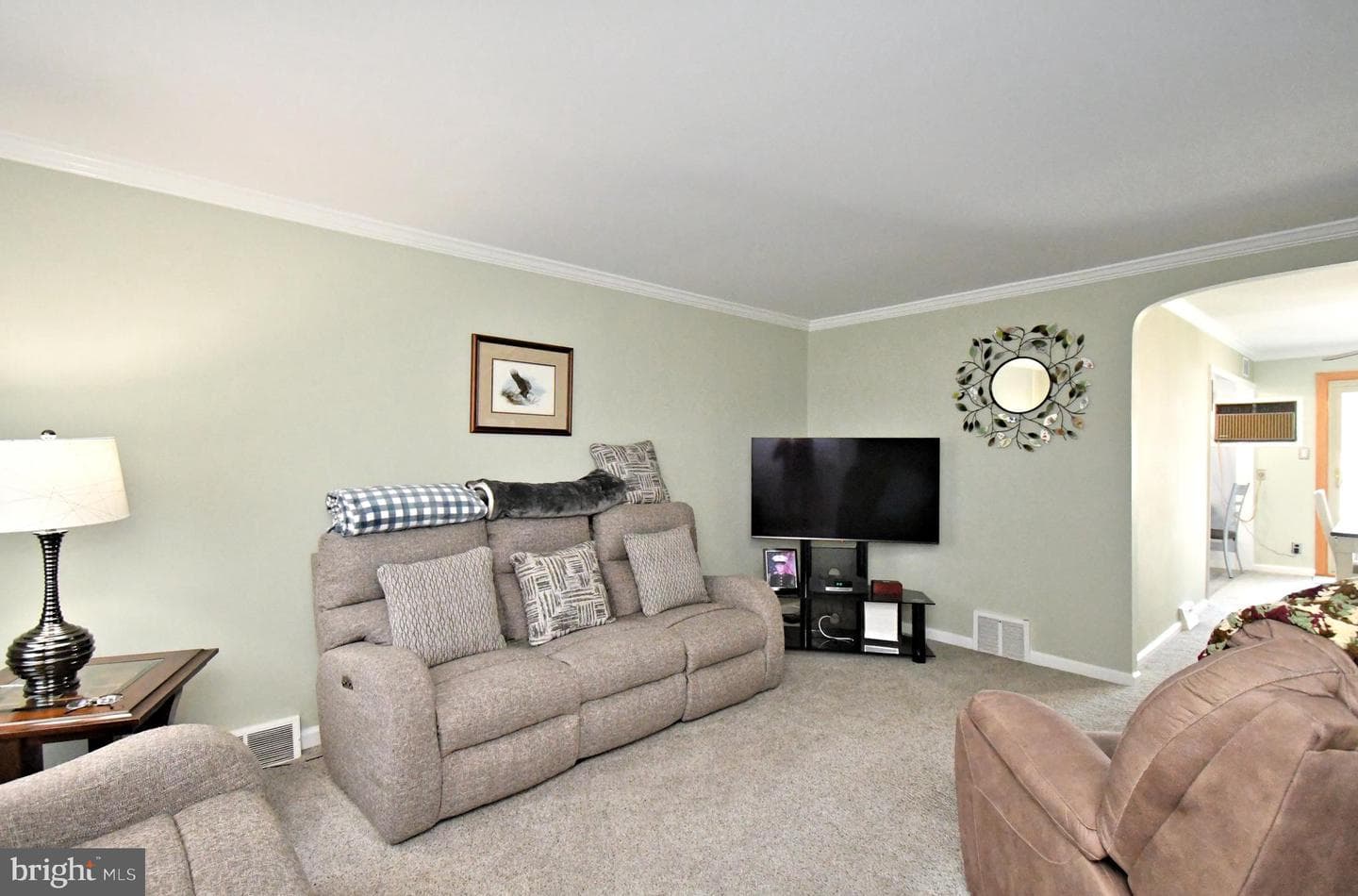 3349 Holme Avenue photo 4