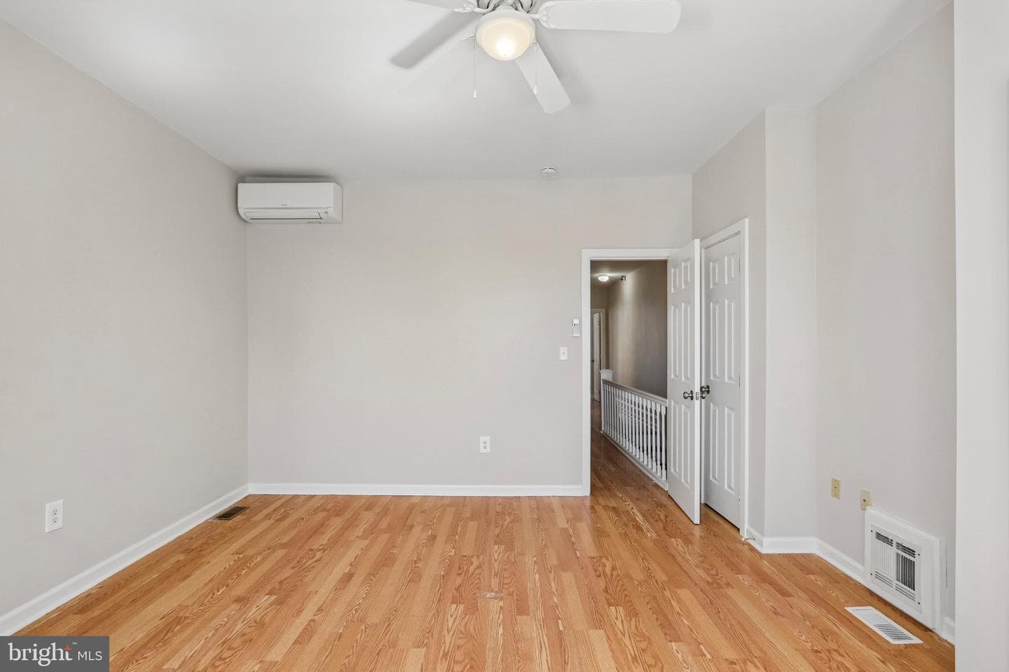 5217 Greenway Avenue photo 29