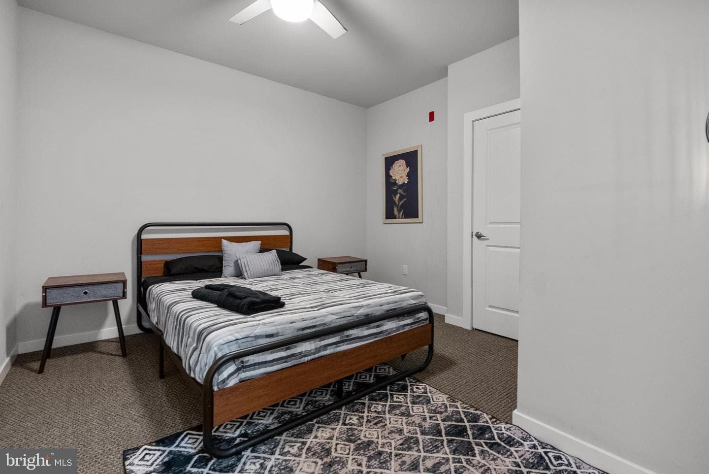 1608 Ridge Avenue #302 photo 22