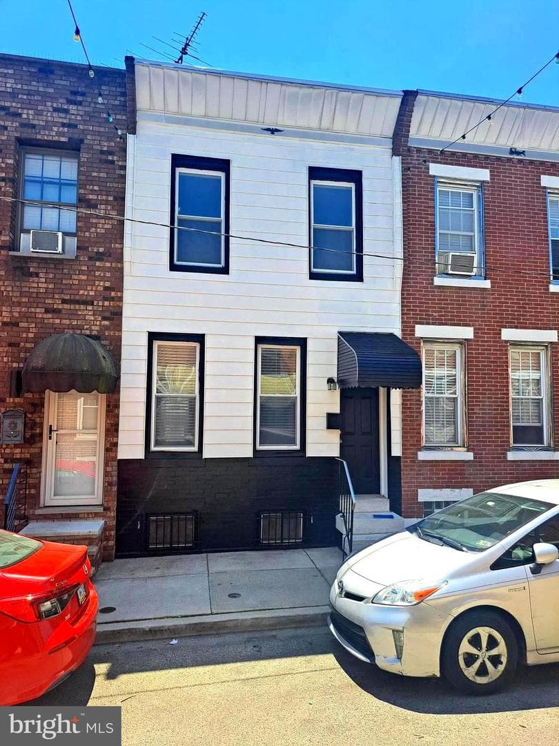 330 Durfor St photo 2