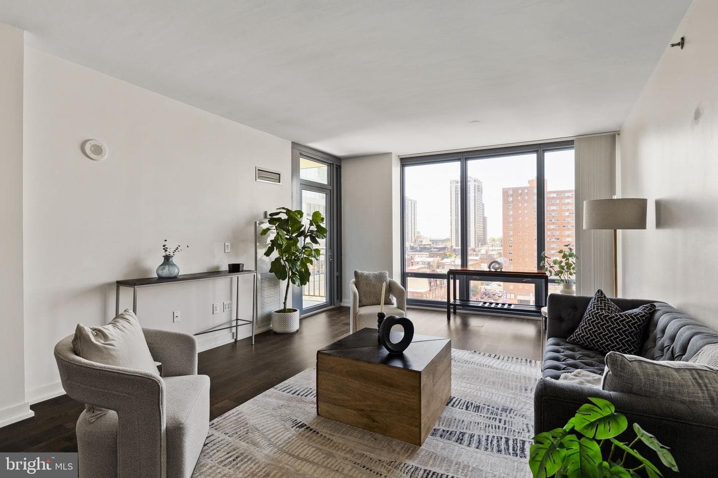 2101 Market Street #805, Philadelphia