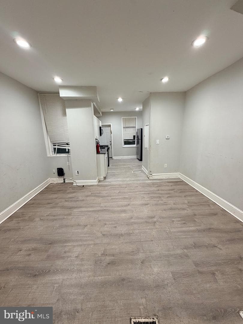 125 N Sickels Street photo 3