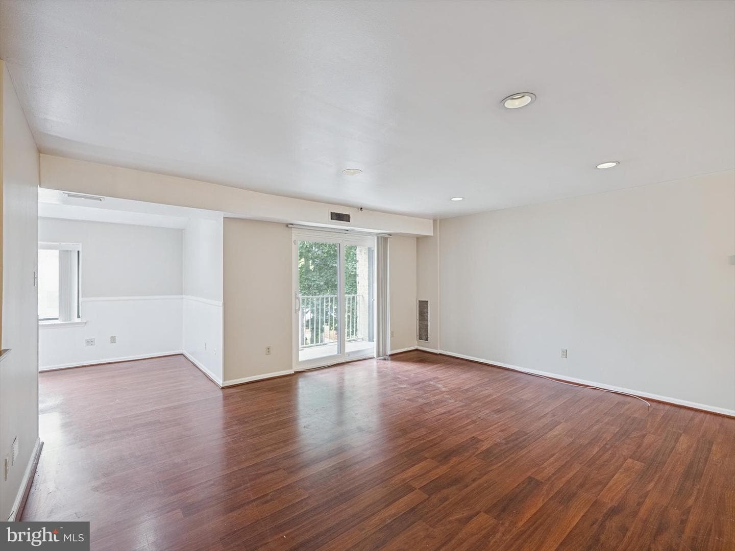 3204 Delaire Landing Road #3204 photo 3