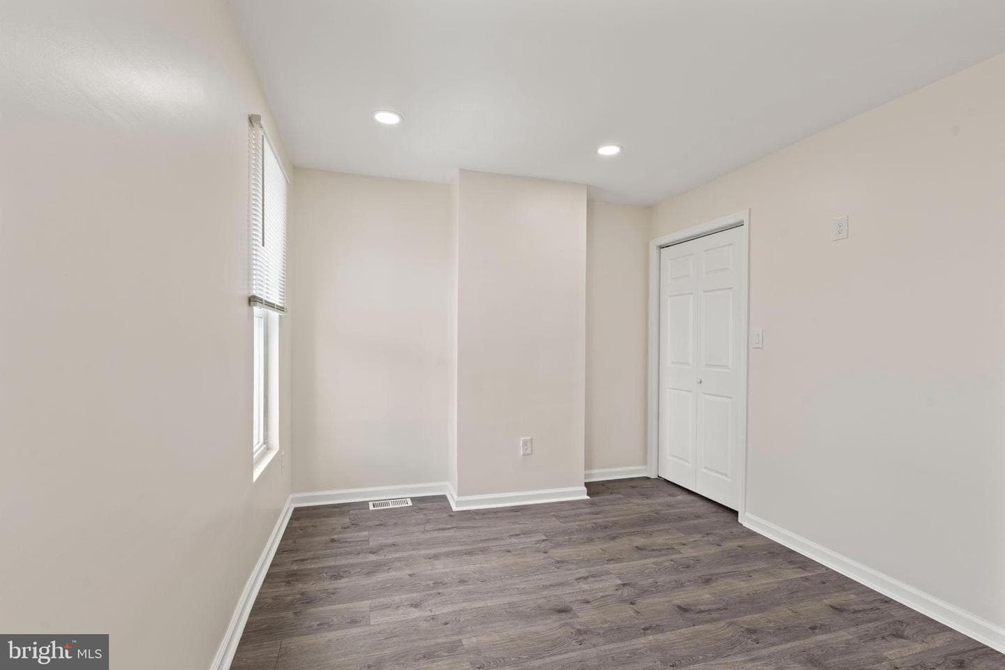 1840 N Taylor St photo 10