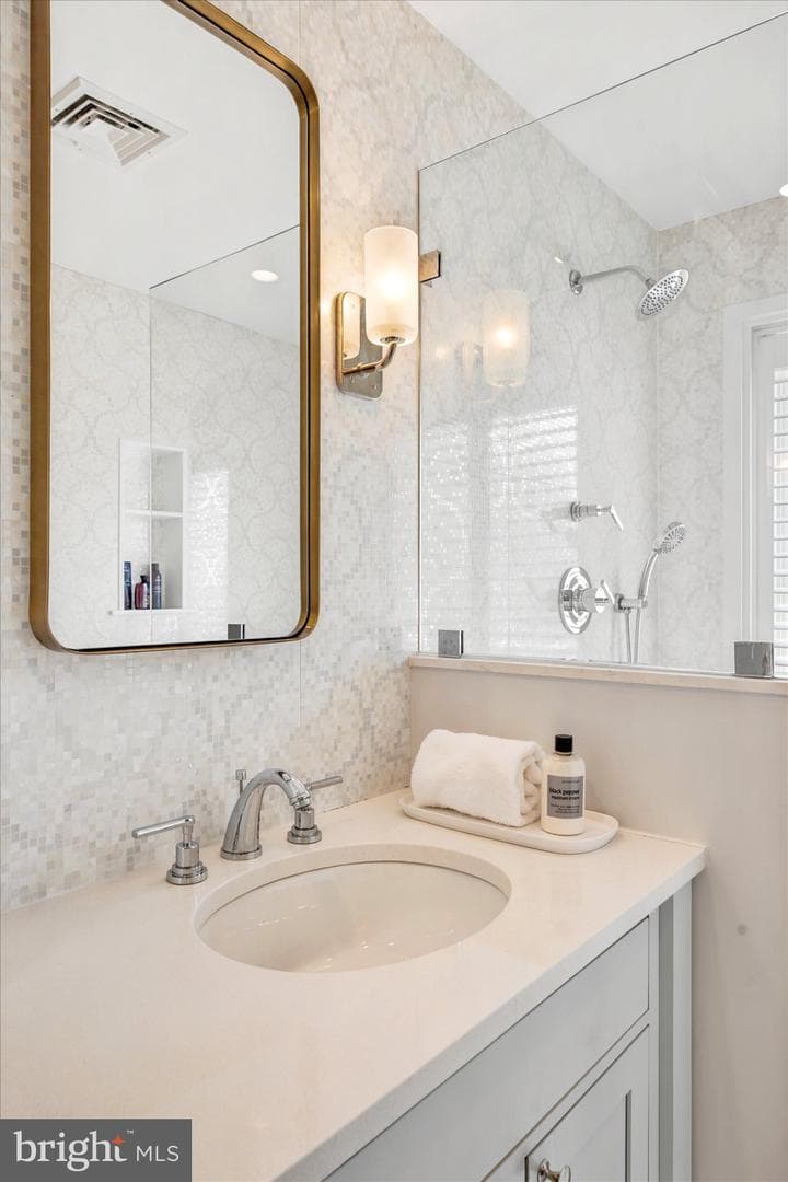 1800 Pine Street #103 photo 35