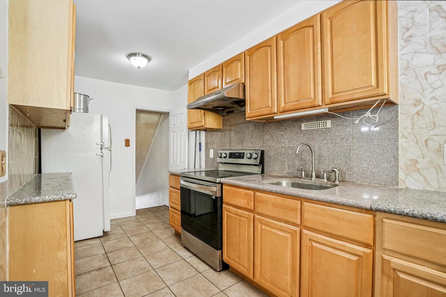 4478 Tolbut Street photo 8