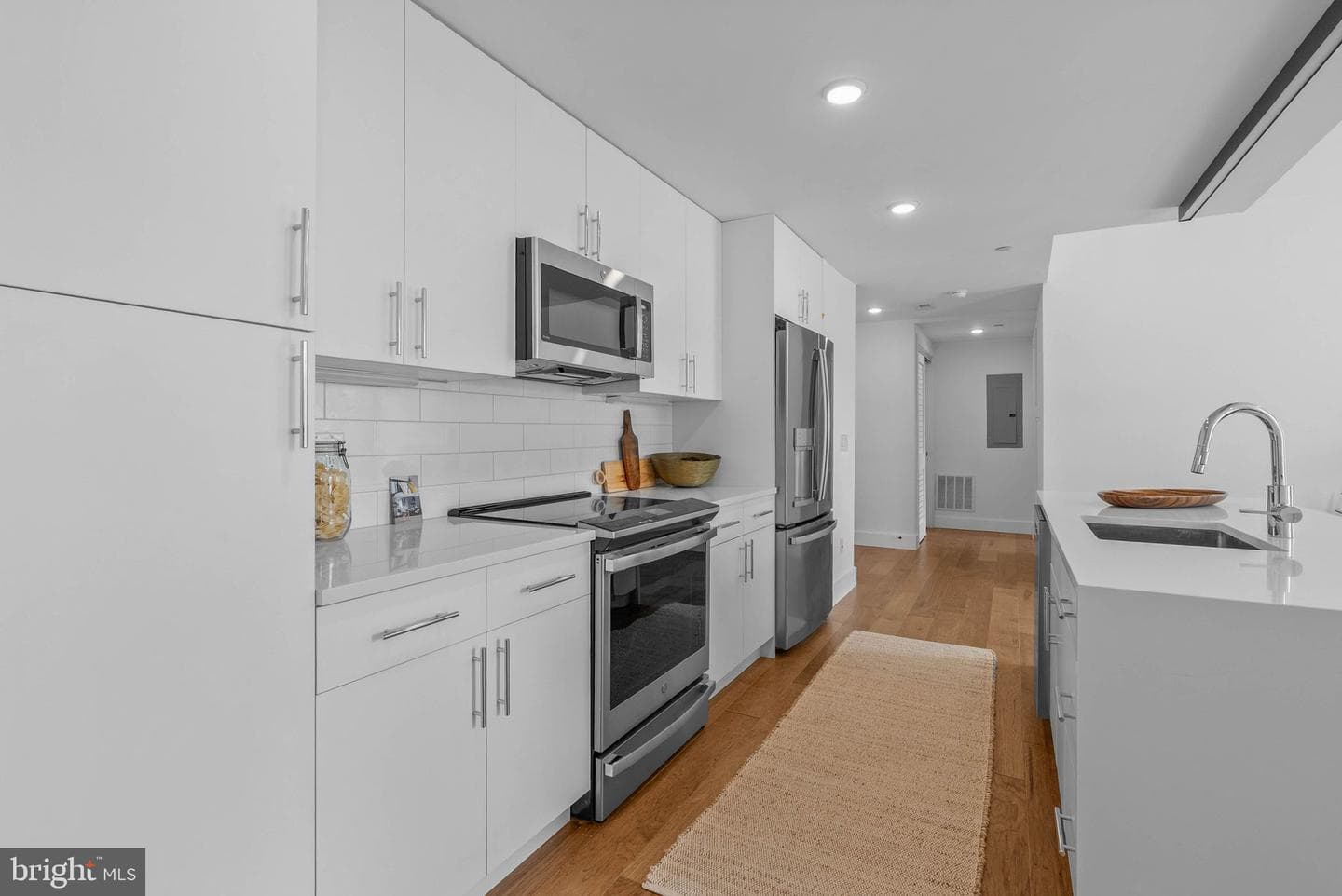1501 N 31st St # PH17 photo 4