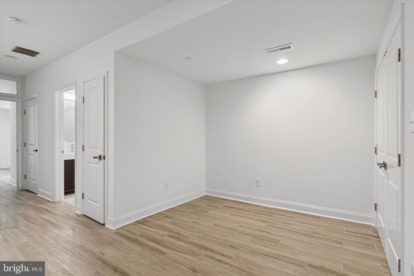 310 Cecil B Moore Avenue photo 24