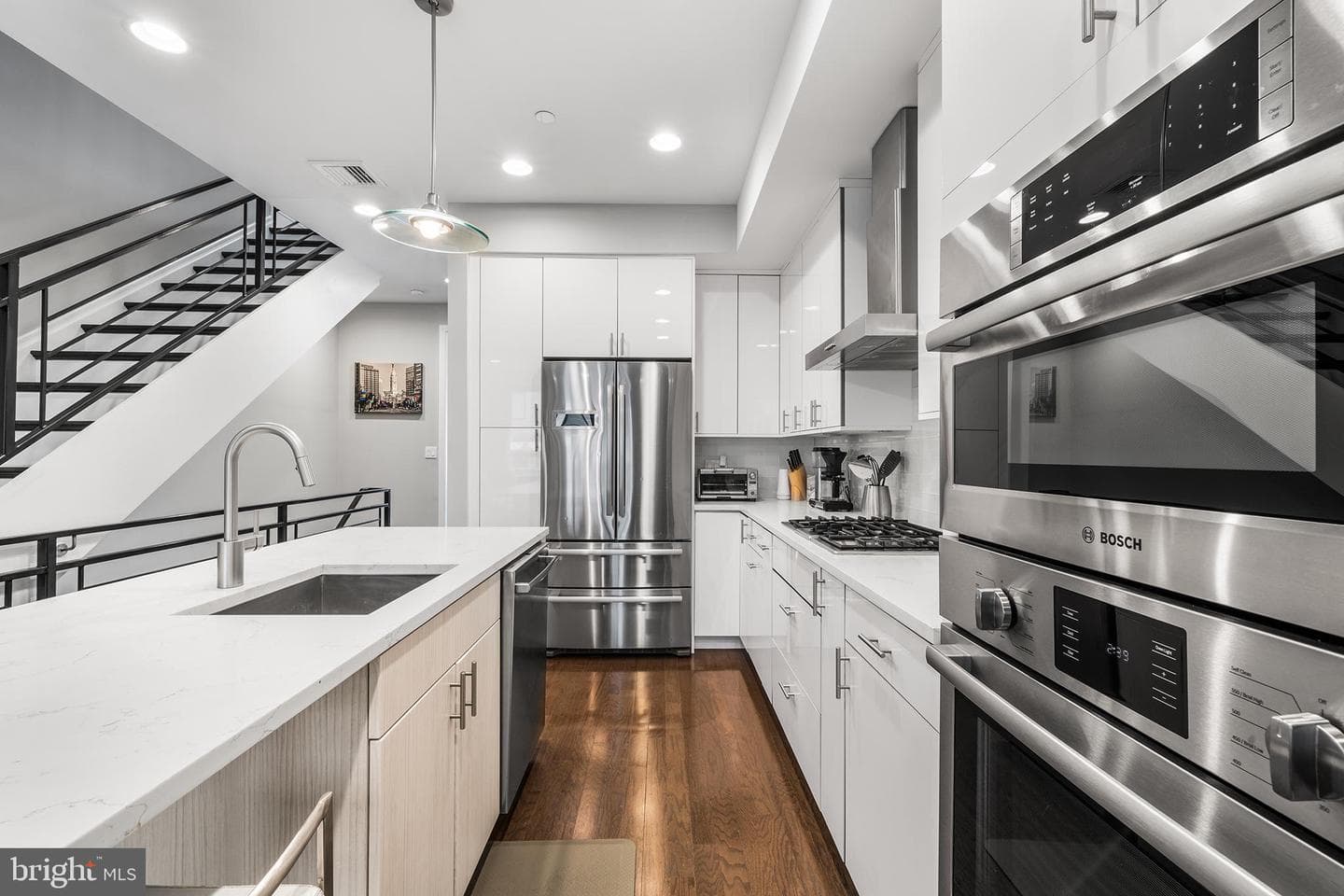 1010 S 17th Street #b photo 3