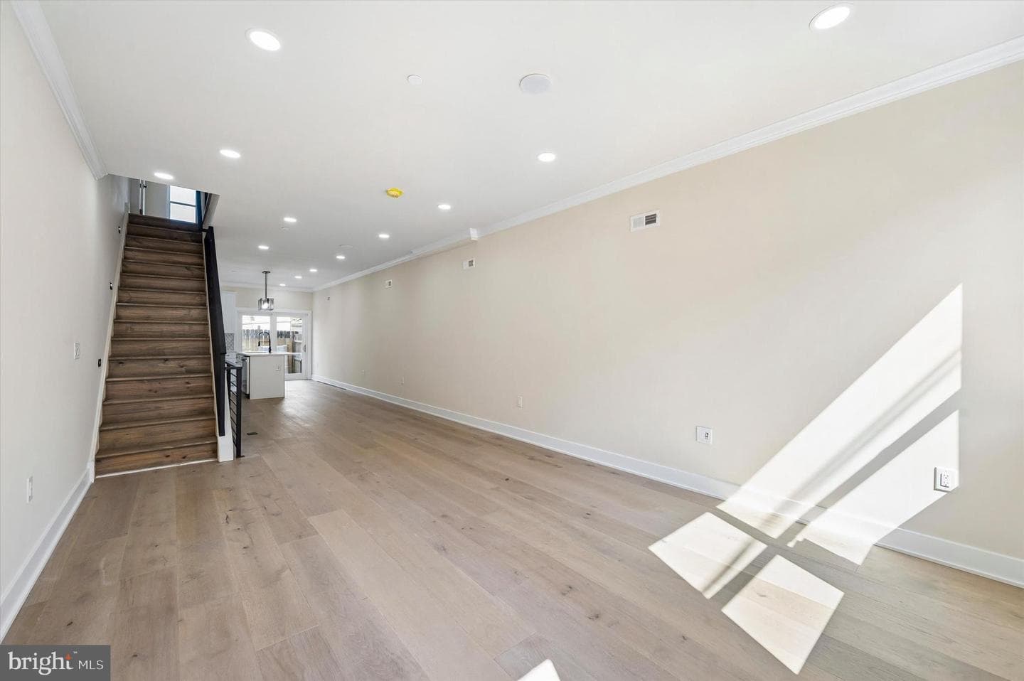 634 N Shedwick Street photo 3