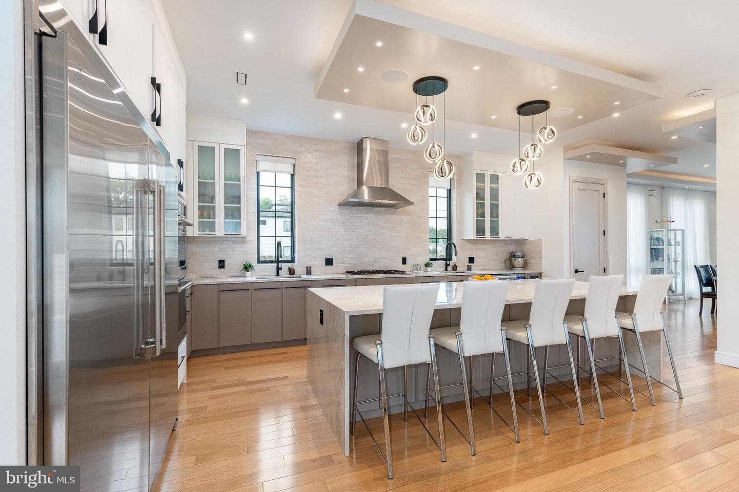 9739 Krewstown photo 10