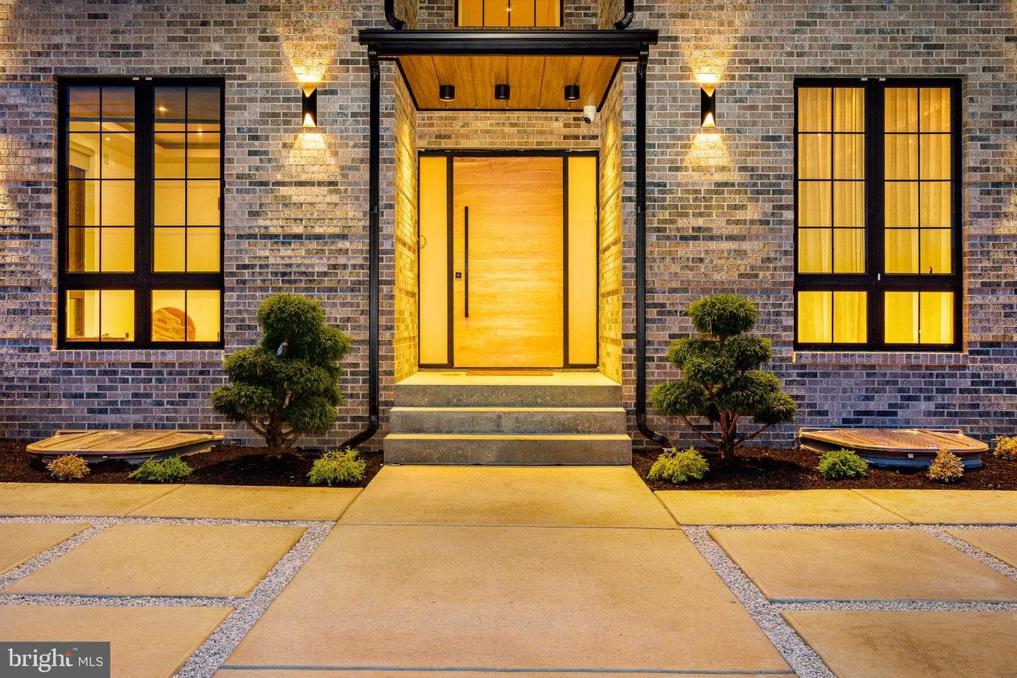 9739 Krewstown, Philadelphia