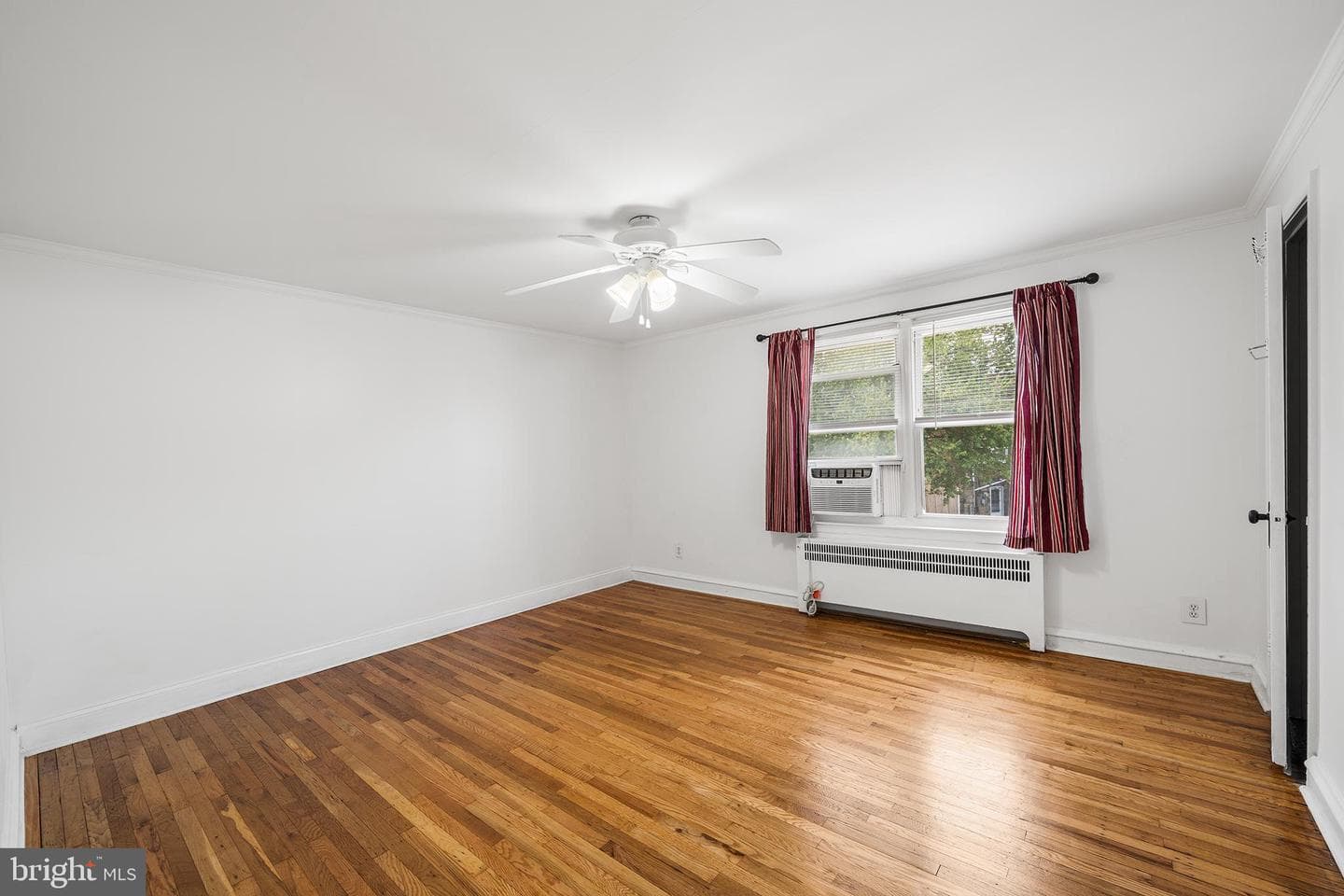 1531 Benner Street photo 15