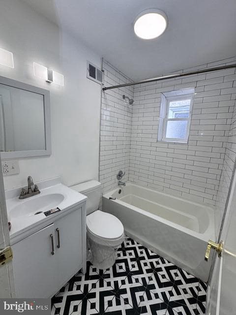 2546 N Marston Street photo 16