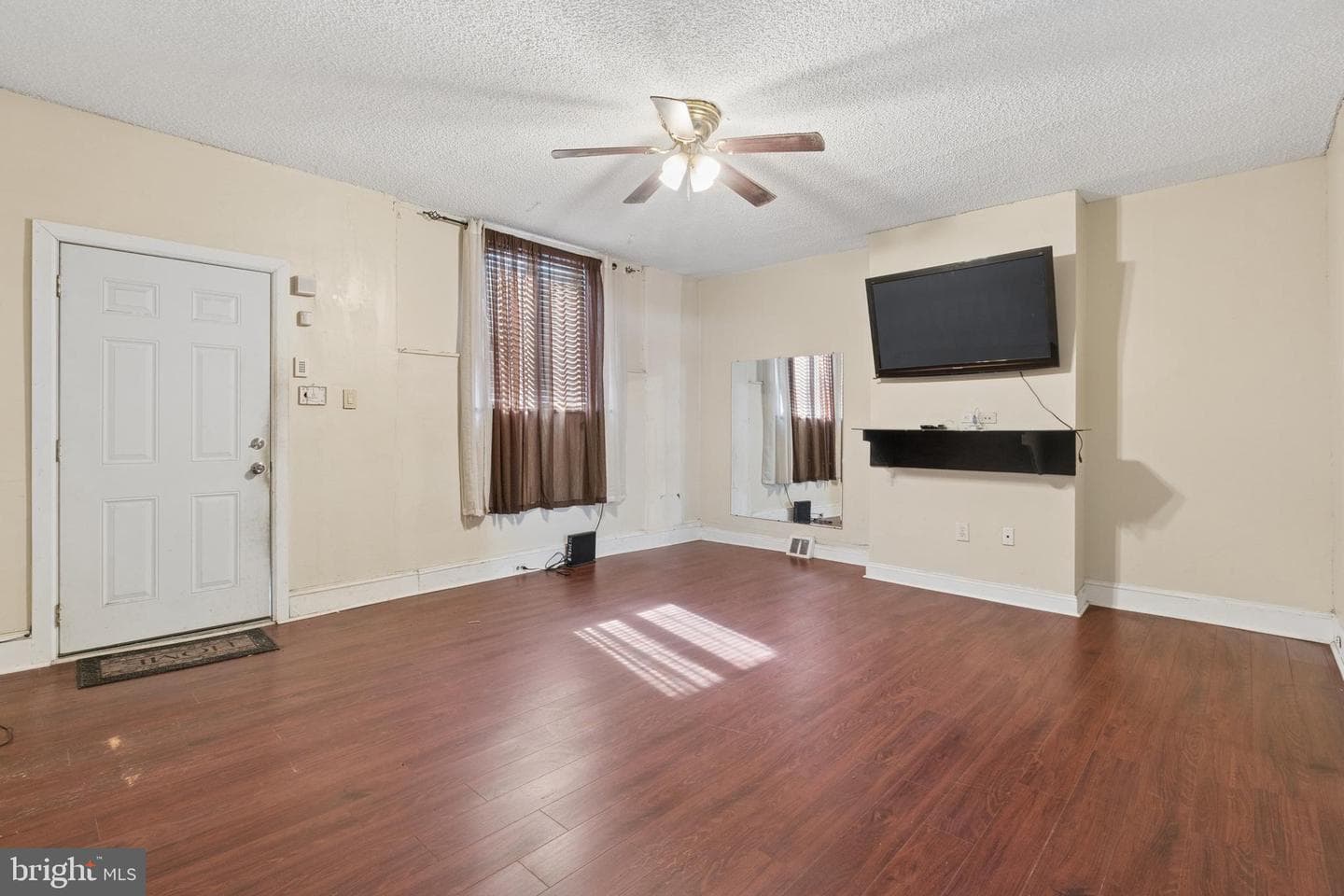1328 N Marston Street photo 4