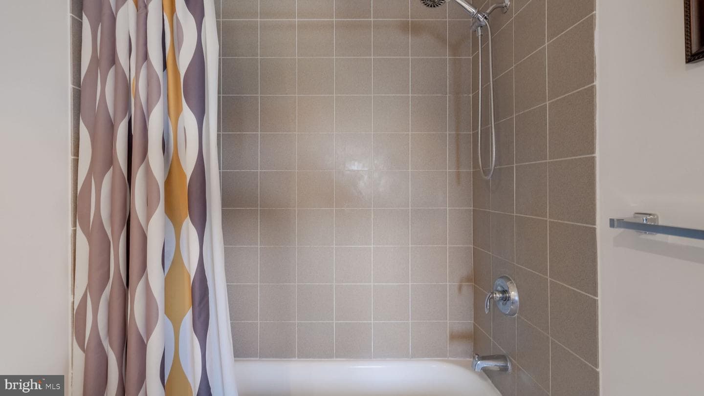 444 N 4th Street #711 photo 17